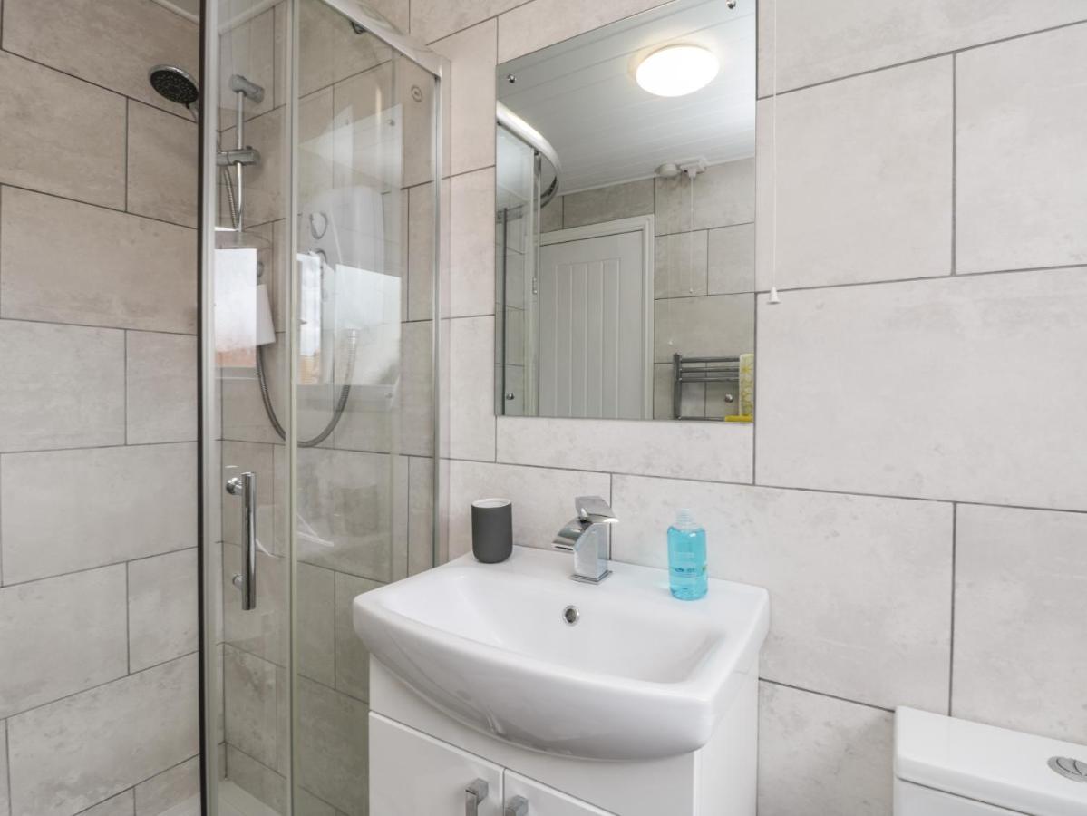 Daisy'S Den Apartment Whitby Ngoại thất bức ảnh