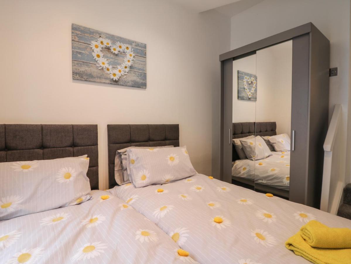 Daisy'S Den Apartment Whitby Ngoại thất bức ảnh