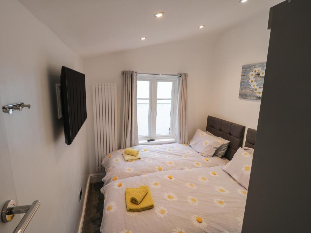 Daisy'S Den Apartment Whitby Ngoại thất bức ảnh