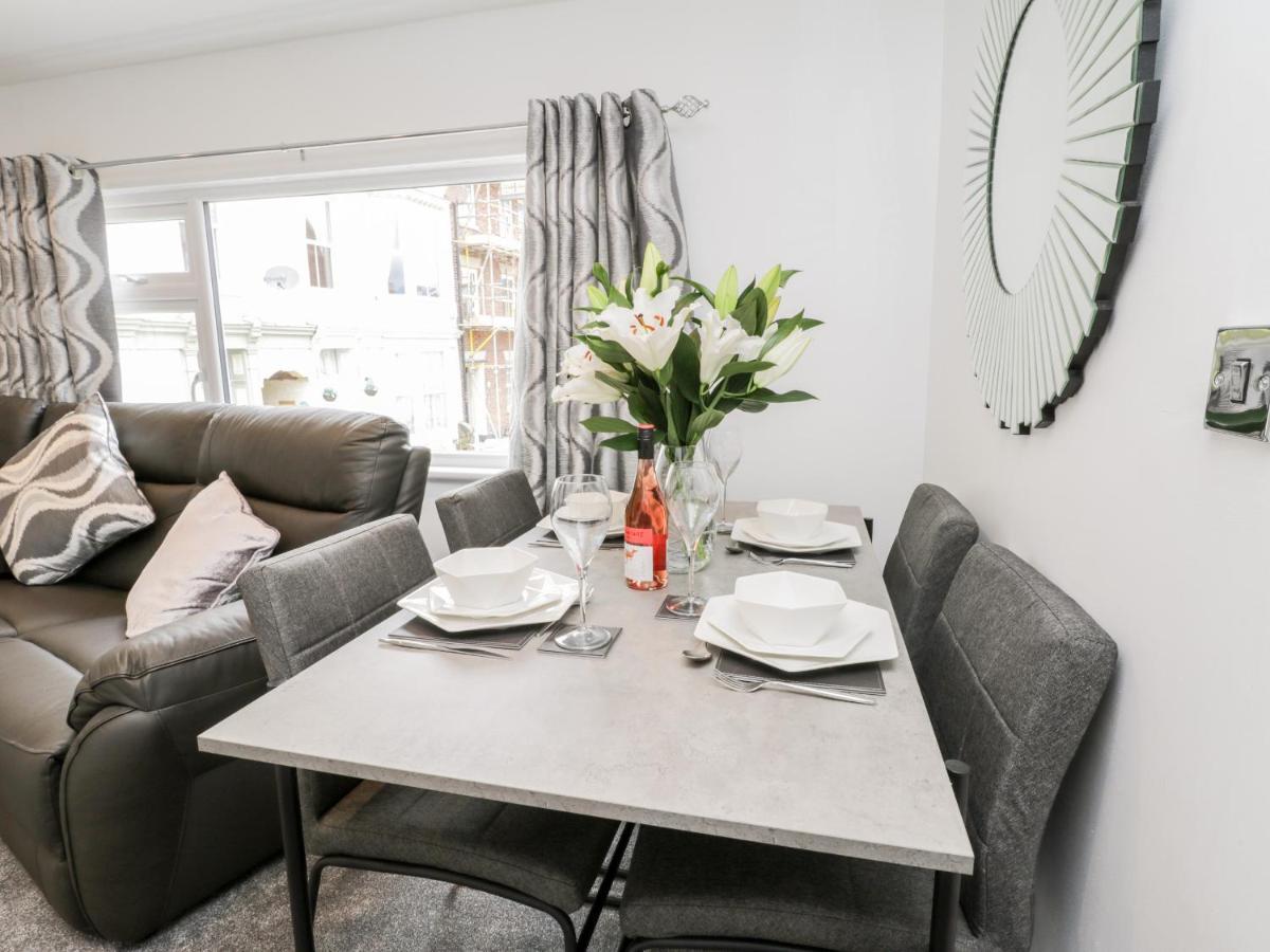 Daisy'S Den Apartment Whitby Ngoại thất bức ảnh