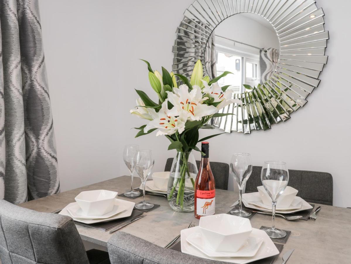 Daisy'S Den Apartment Whitby Ngoại thất bức ảnh